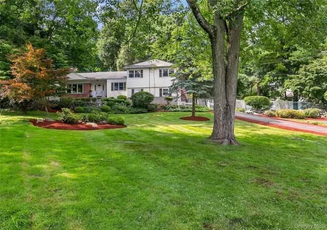 Photo 1 of Sale Pending at 120 Cedar Dr E, Briarcliff Manor, NY 10510 | MLS# 1023729 | Listing updated on 2026-09-17