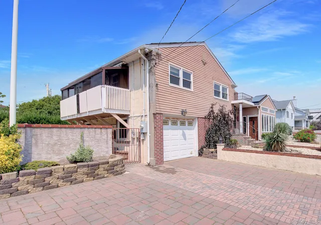 Photo 3 of Single family home for sale at 24 Pinehurst St, Lido Beach, NY 11561 | MLS# 1023744 | Listing updated on 2026-08-14