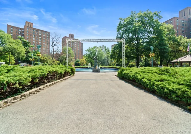 Homes for sale in New York, NY | 1700 Metropolitan Ave #4F, New York, NY 10462 | MLS# 1023746