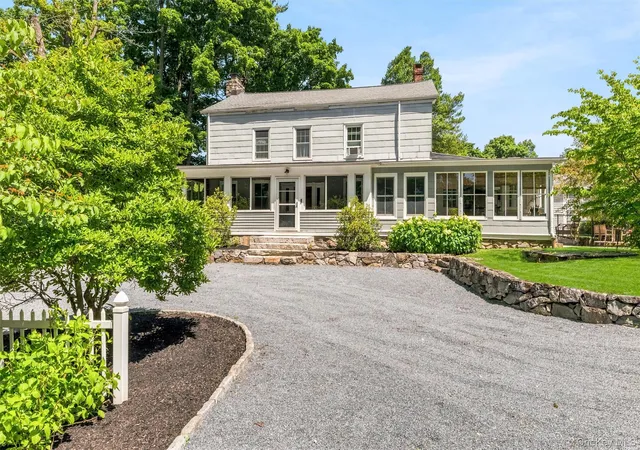 2nd image of 2930 Gomer St, Yorktown Heights, NY 10598 | MLS# 1023749