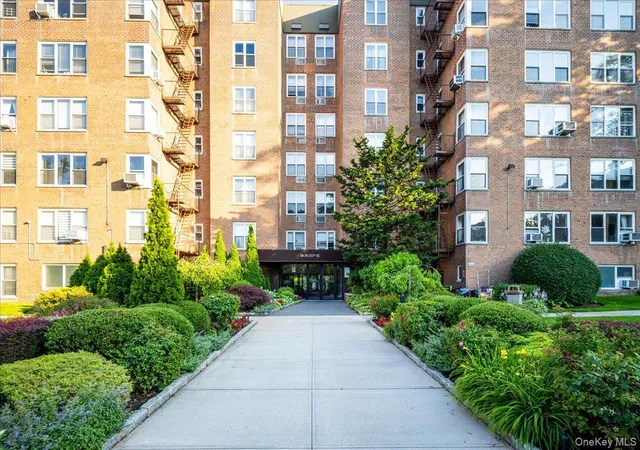 Homes for sale in New York, NY | 18 70 211th St #1B, New York, NY 11360 | MLS# 1023766