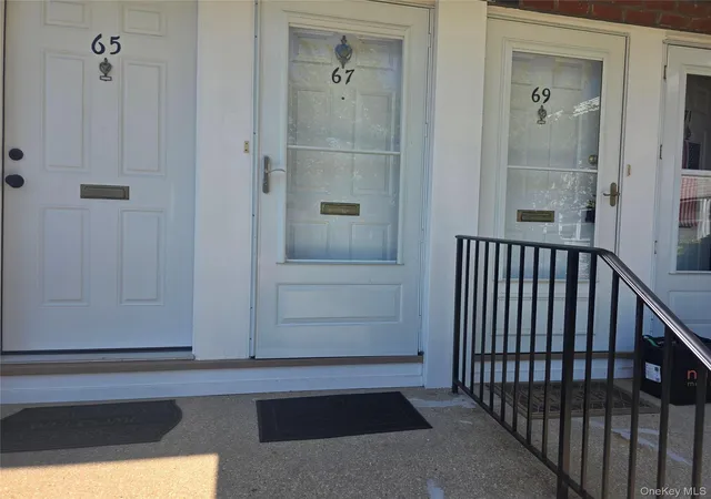 Homes for sale in West Babylon, NY | 67 Farber Dr #67, West Babylon, NY 11704 | MLS# 1023772