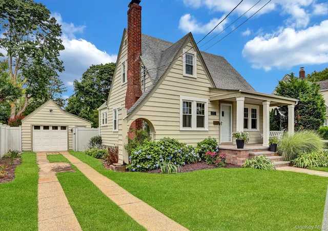 Photo 2 of Sale Pending at 475 Ashland Ave, Hempstead, NY 11510 | MLS# 1023776 | Listing updated on 2026-08-04