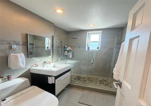 9th image of 42 45 Kissena Blvd #6J, Flushing, NY 11355 | MLS# 1023782
