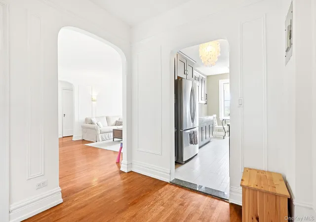 Listing Photo 3 - Condo for sale in building located at 1 Franklin Ave, White Plains, NY 10605 - Unit #5F