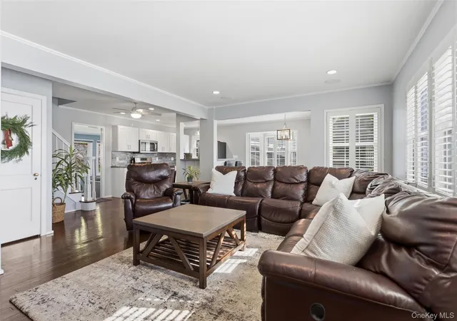 Homes for sale in Greenburgh, NY | 110 Tappan Landing Rd, Greenburgh, NY 10591 | MLS# 1023786