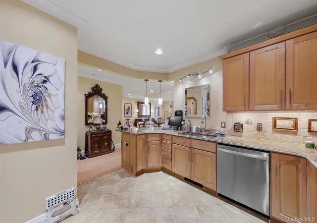 Homes for sale in Yorktown, NY | 427 Trump Park #427A, Yorktown, NY 10588 | MLS# 1023798