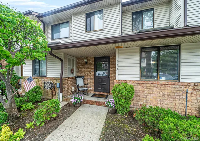 Homes for sale in Hempstead, NY | 113 Laurel Ln, Hempstead, NY 11793 | MLS# 1023801