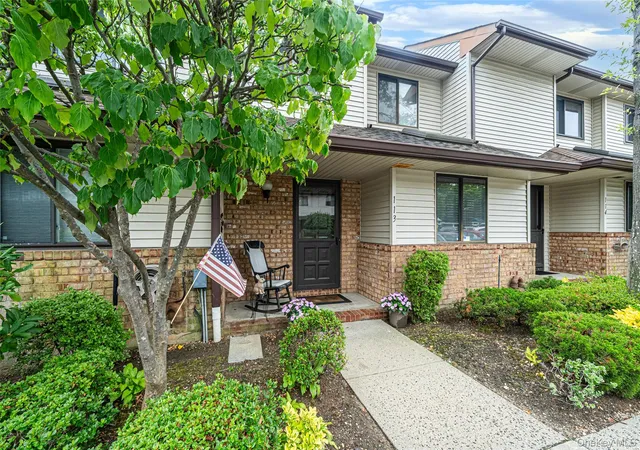 Homes for sale in Hempstead, NY | 113 Laurel Ln, Hempstead, NY 11793 | MLS# 1023801