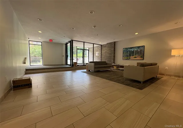 Homes for sale in Greenburgh, NY | 412 Benedict Ave #2A, Greenburgh, NY 10591 | MLS# 1023816