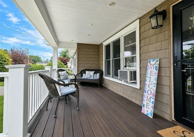 2nd image of 19 Evy Ct, Islip, NY 11782 | MLS# 1023822