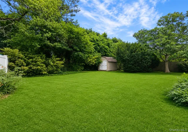21st image of 19 Evy Ct, Islip, NY 11782 | MLS# 1023822