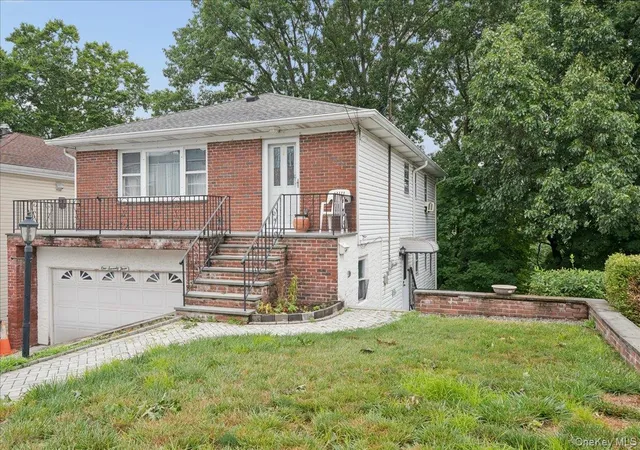 Photo 3 of Sale Pending at 173 Bennett Ave, Yonkers, NY 10701 | MLS# 1023830 | Listing updated on 2026-09-12