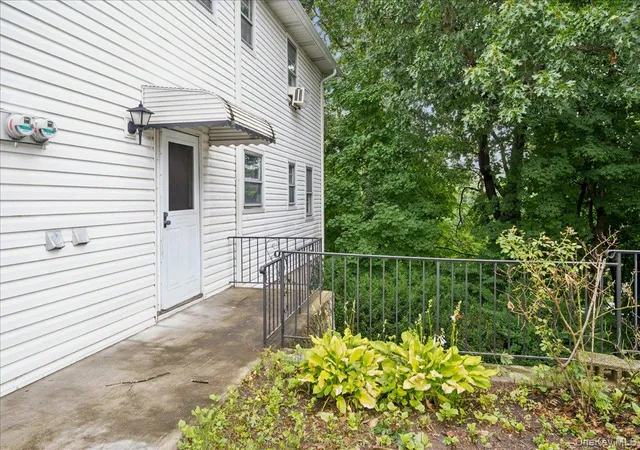 Listing Photo 4 - Condo for sale in building located at 173 Bennett Ave, Yonkers, NY 10701