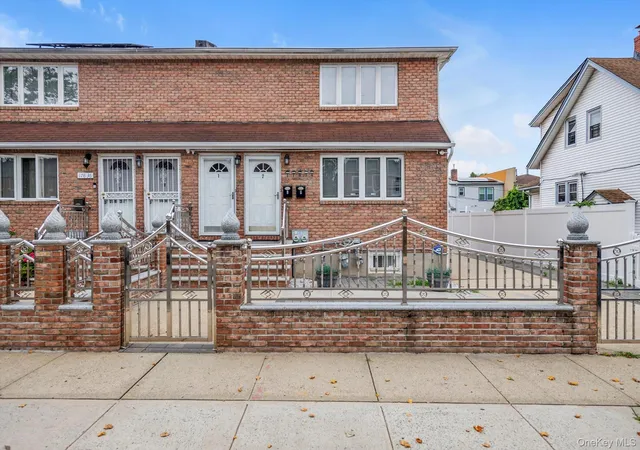 Homes for sale in New York, NY | 178 34 Selover Rd, New York, NY 11434 | MLS# 1023844