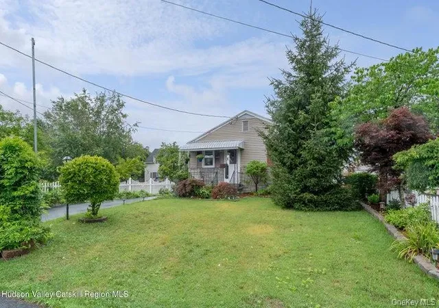 Homes for sale in Ulster, NY | 583 Savoy St, Ulster, NY 12401 | MLS# 1023848