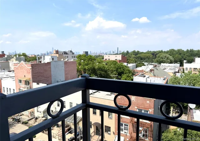 Homes for sale in New York, NY | 4102 8th Avenue, New York, NY 11232 | Houzeo