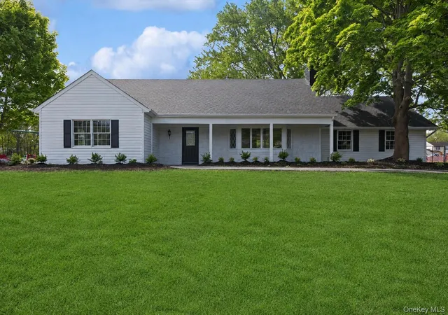 1st image of 4 Blackwell Ln, Brookhaven, NY 11790 | MLS# 1023866