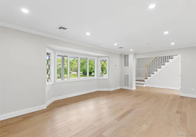 4th image of 4 Blackwell Ln, Brookhaven, NY 11790 | MLS# 1023866