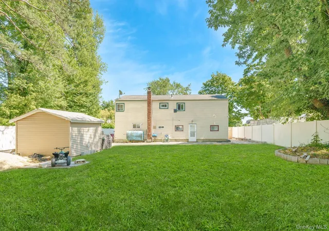 Homes for sale in Babylon, NY | 9 Hamlin Ave, Babylon, NY 11704 | MLS# 1023868