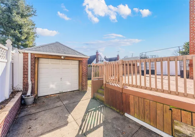 4th image of 65-11 168Th St, Fresh Meadows, NY 11365 | MLS# 1023875