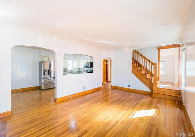5th image of 65-11 168Th St, Fresh Meadows, NY 11365 | MLS# 1023875