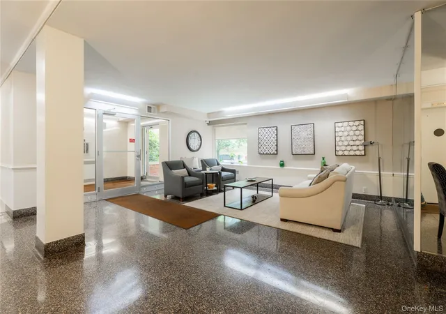 Homes for sale in Yonkers, NY | 611 Palmer Rd #5T, Yonkers, NY 10701 | MLS# 1023887