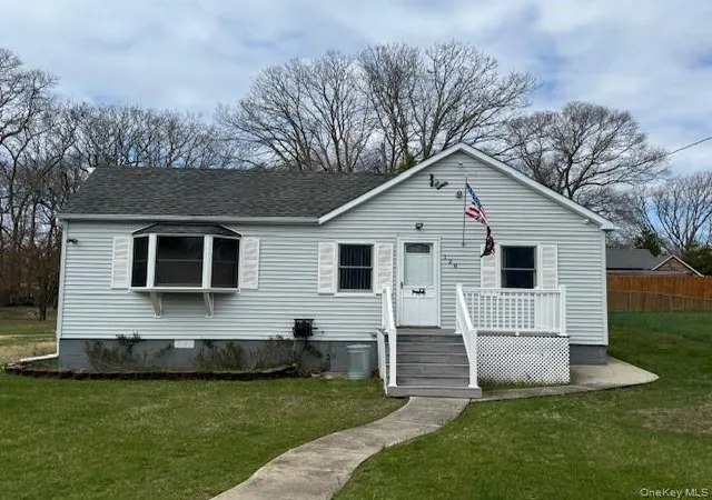 3rd image of 128 Maywood Dr, Mastic Beach, NY 11951 | MLS# 1023898