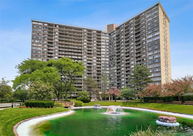 Photo 1 of Sale Pending at 2 Bay Clb Dr #11A, Bayside, NY 11360 | MLS# 1023900 | Listing updated on 2026-08-19