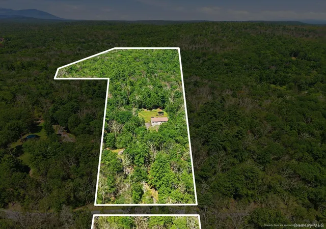 Homes for sale in Marbletown, NY | 630 Ashokan Rd, Marbletown, NY 12401 | MLS# 1023908