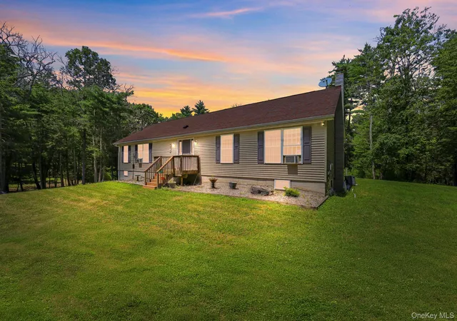 Homes for sale in Marbletown, NY | 630 Ashokan Rd, Marbletown, NY 12401 | MLS# 1023908