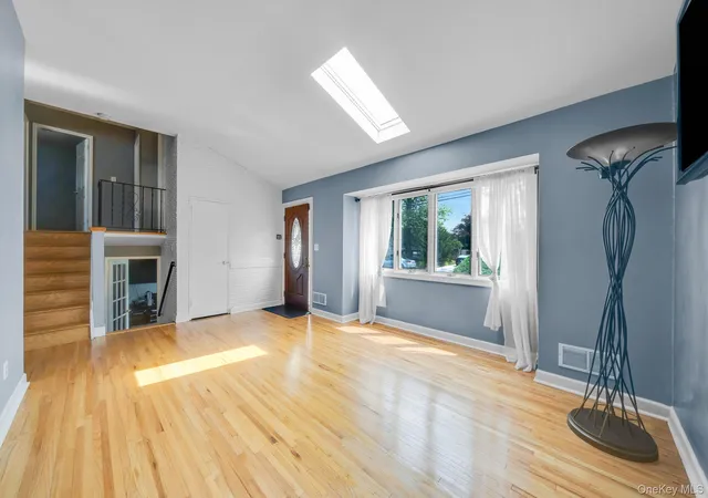 Photo 3 of Single family home for sale at 336 W 23rd Street, Babylon, NY 11729 | MLS# 1023928 | Listing updated on 2026-09-20