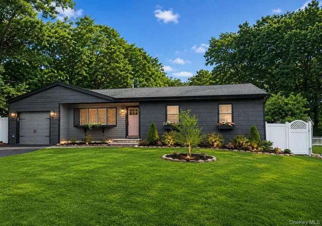 1st image of 473 Long Island Ave, Brookhaven, NY 11763 | MLS# 1023940