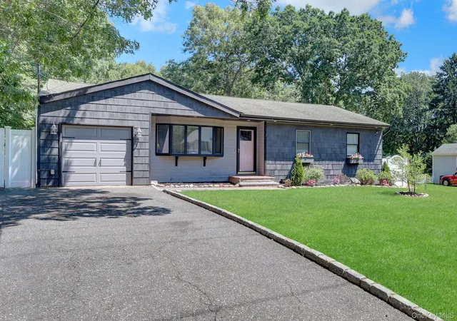 3rd image of 473 Long Island Ave, Brookhaven, NY 11763 | MLS# 1023940