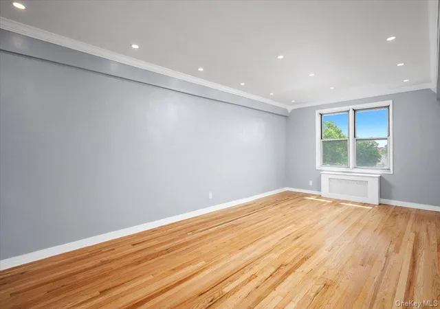 4th image of 1111 Midland Ave, Yonkers, NY 10701