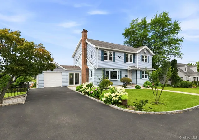 Photo 2 of Single family home for sale at 121 Marietta Ave, Mount Pleasant, NY 10532 | MLS# 1023996 | Listing updated on 2026-10-09