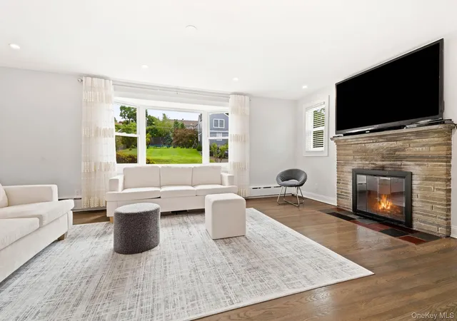 Photo 4 of Single family home for sale at 121 Marietta Ave, Mount Pleasant, NY 10532 | MLS# 1023996 | Listing updated on 2026-10-09