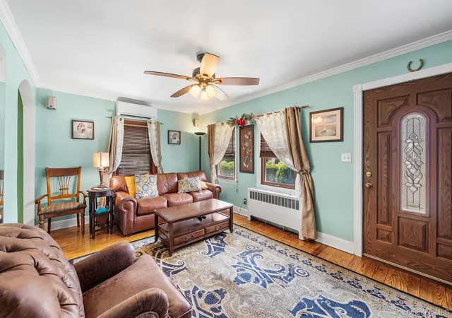 Photo 3 of Sale Pending at 1047 Cornwell Ave, Baldwin, NY 11510 | MLS# 1024010 | Listing updated on 2026-09-05