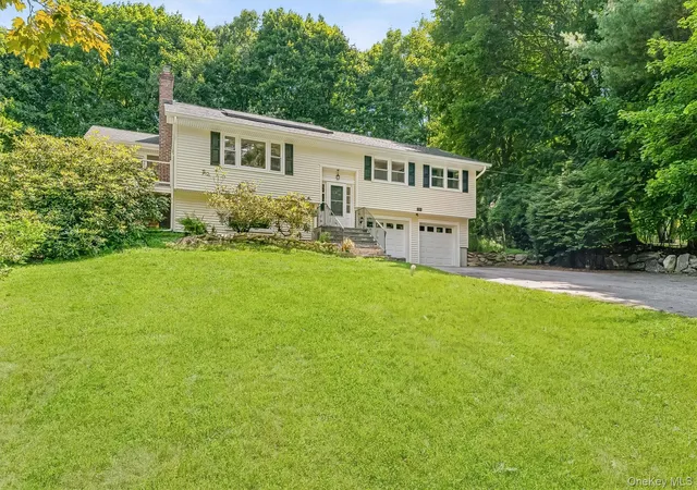 Homes for sale in Ossining, NY | 124 Cedar Ln, Ossining, NY 10562 | MLS# 1024026
