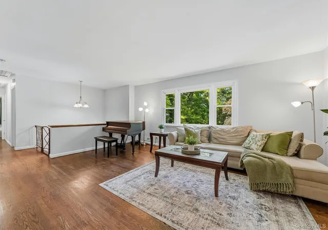 Homes for sale in Ossining, NY | 124 Cedar Ln, Ossining, NY 10562 | MLS# 1024026