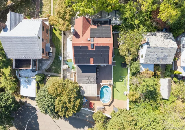 4th image of 82-27 Utopia Pkwy, Jamaica, NY 11432 | MLS# 1024034