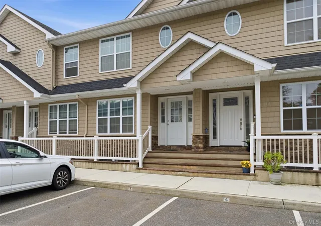 Homes for sale in Hempstead, NY | 723 Carman Ave #9, Hempstead, NY 11590 | MLS# 1024044
