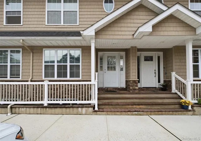 Homes for sale in Hempstead, NY | 723 Carman Ave #9, Hempstead, NY 11590 | MLS# 1024044