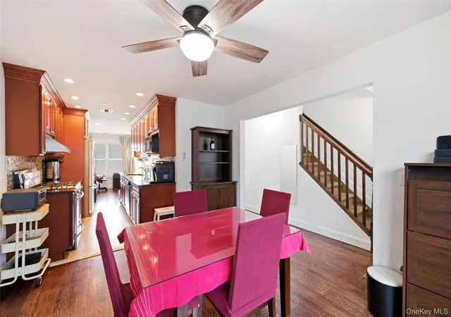 Homes for sale in Hempstead, NY | 723 Carman Ave #9, Hempstead, NY 11590 | MLS# 1024044
