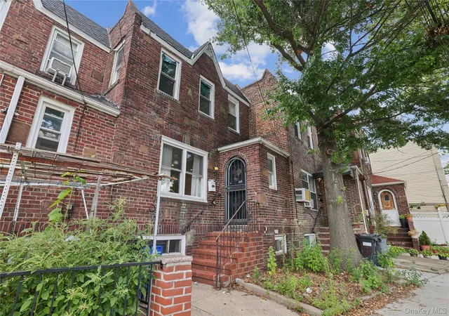 Photo 3 of Single family home for sale at 57-68 Mazeau St, New York, NY 11378 | MLS# 1024045 | Listing updated on 2026-09-01