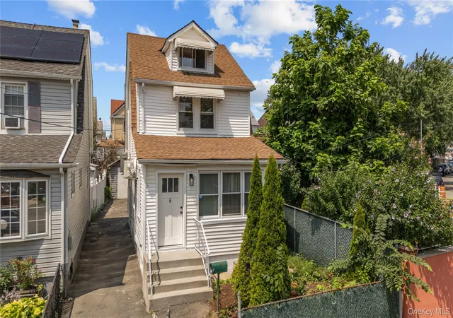3rd image of 11422 212Th St, New York, NY 11411 | MLS# 1024052