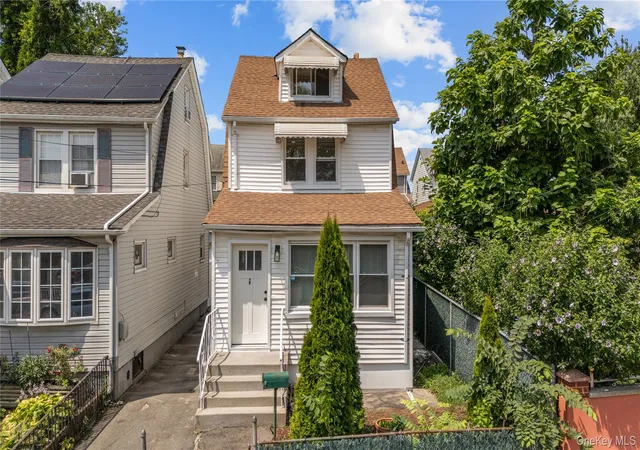 4th image of 11422 212Th St, New York, NY 11411 | MLS# 1024052
