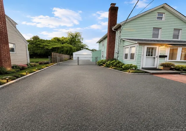 Homes for sale in Hempstead, NY | 170 Uniondale Ave, Hempstead, NY 11553 | MLS# 1024062