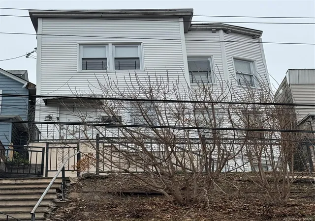 Homes for sale in Yonkers, NY | 169 Fillmore St, Yonkers, NY 10701 | MLS# 1024071