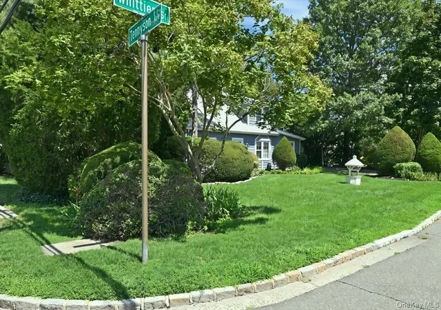 Photo 3 of Single family home for sale at 635 Whittier St, Hempstead, NY 11590 | MLS# 1024083 | Listing updated on 2026-08-24